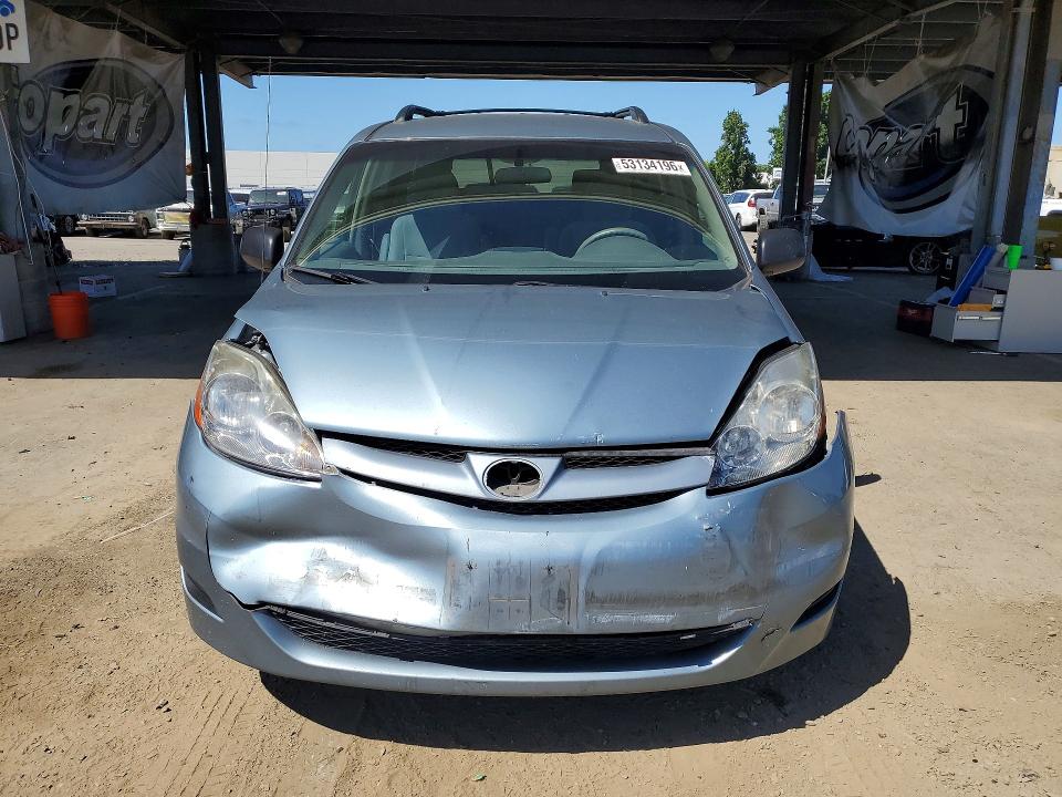 53134196 :رقم المزاد ، 5TDZK23C18S105464 vin ، 2008 Toyota Sienna مزاد بيع