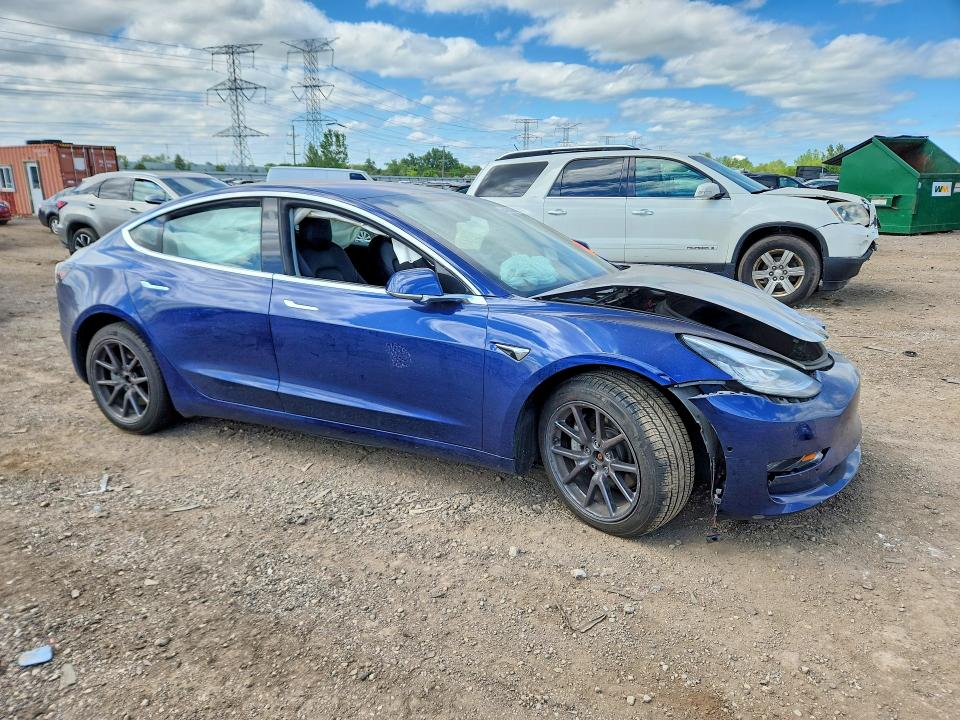 Продажа на аукционе авто 2018 Tesla Model 3, vin: 5YJ3E1EB9JF095191, номер лота: 54239306