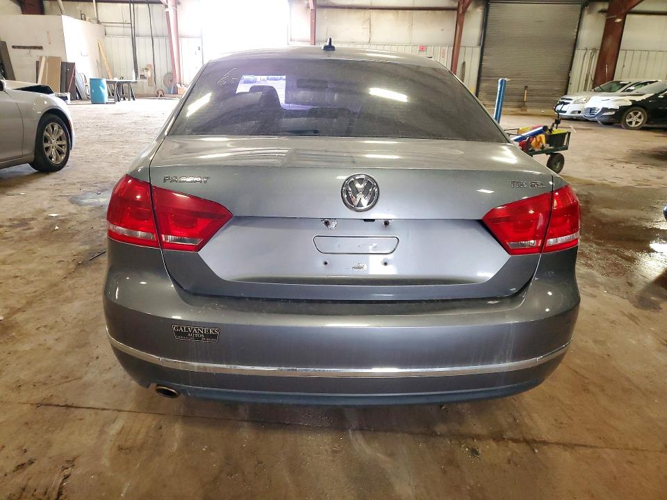 Продажа на аукционе авто 2013 Volkswagen Passat, vin: 1VWCN7A30DC132287, номер лота: 53357026