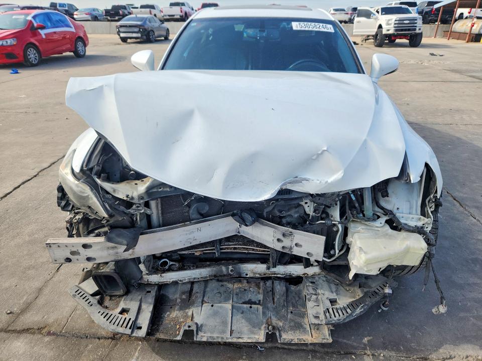 2014 Lexus Is მანქანა იყიდება აუქციონზე, vin: JTHBE1D20E5000620, აუქციონის ნომერი: 53058246