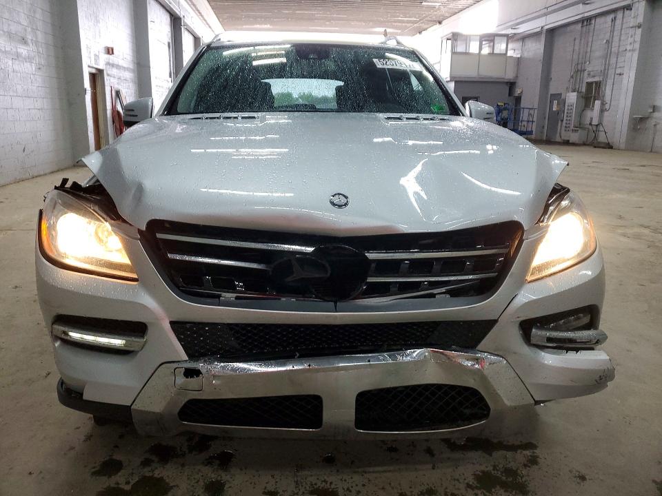 Продажа на аукционе авто 2014 Mercedes-benz Ml, vin: 4JGDA5HB7EA329437, номер лота: 52379176