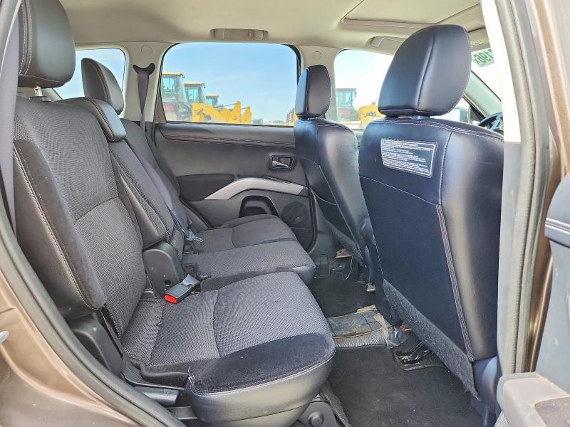 54617196 :رقم المزاد ، JA4JT3AW1CU025528 vin ، 2012 Mitsubishi Outlander مزاد بيع