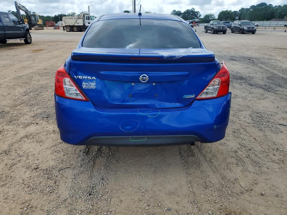 2015 Nissan Versa მანქანა იყიდება აუქციონზე, vin: 3N1CN7AP4FL881609, აუქციონის ნომერი: 53784116