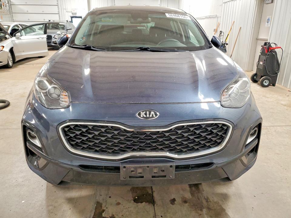 Продажа на аукционе авто 2022 Kia Sportage, vin: KNDPMCAC6N7960001, номер лота: 52468156