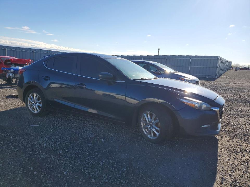 52997236 :رقم المزاد ، JM1BN1V79J1188504 vin ، 2018 Mazda 3 مزاد بيع