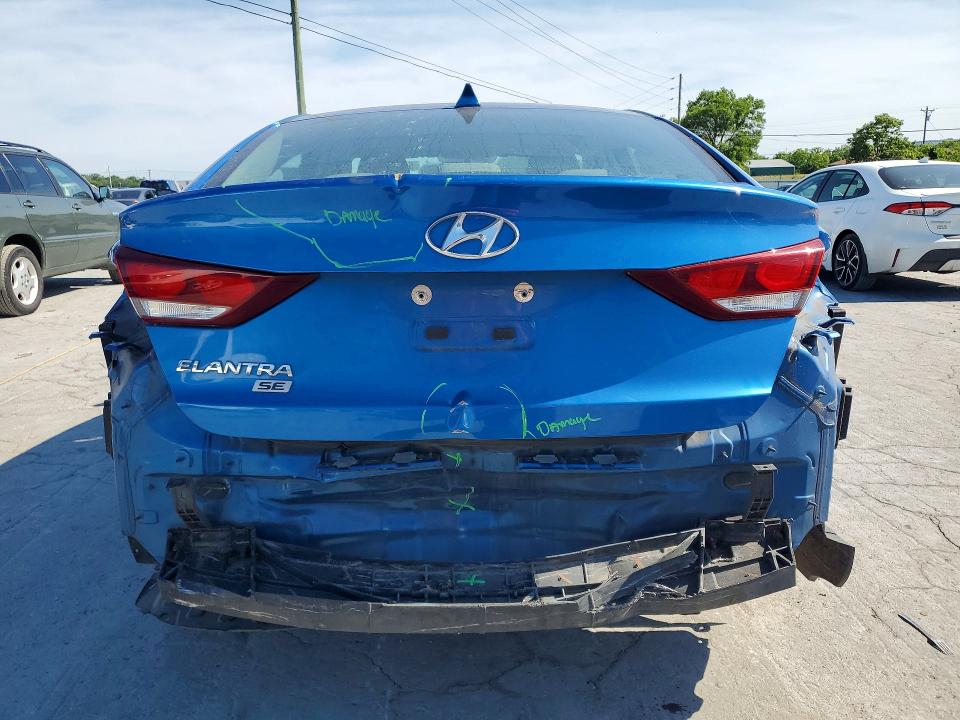 2017 Hyundai Elantra მანქანა იყიდება აუქციონზე, vin: 5NPD74LFXHH198900, აუქციონის ნომერი: 53765026