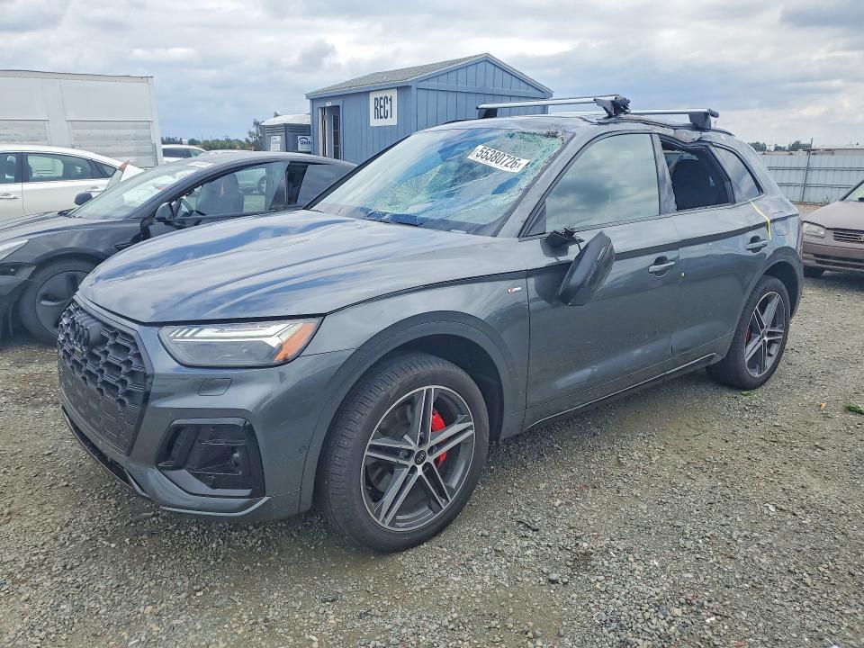 55380726 :رقم المزاد ، WA1F2AFY7R2105444 vin ، 2024 Audi Q5 E مزاد بيع