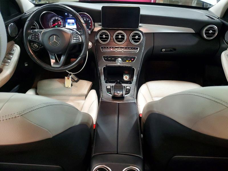 53077056 :رقم المزاد ، 55SWF4KB1GU154127 vin ، 2016 Mercedes-benz C مزاد بيع