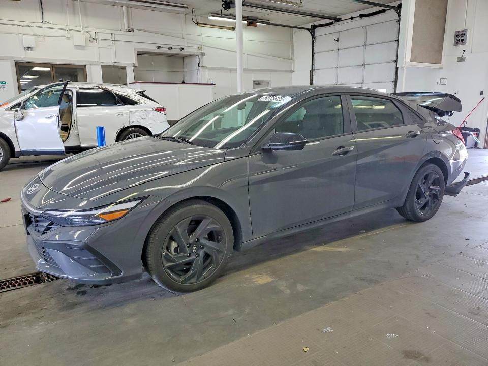 Продаж на аукціоні авто 2026 Hyundai Elantra, vin: KMHLM4DG8TU135705, номер лоту: 53758256