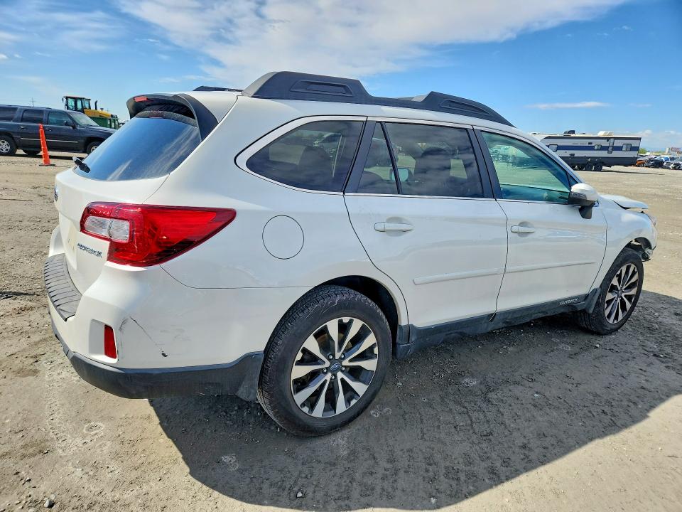 Продажа на аукционе авто 2015 Subaru Outback, vin: 4S4BSBNC8F3257993, номер лота: 52710206