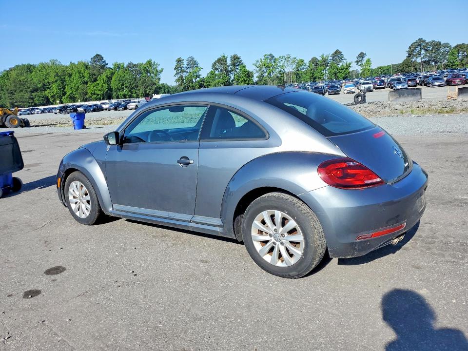 50103686 :رقم المزاد ، 3VWF17ATXHM615704 vin ، 2017 Volkswagen Beetle مزاد بيع