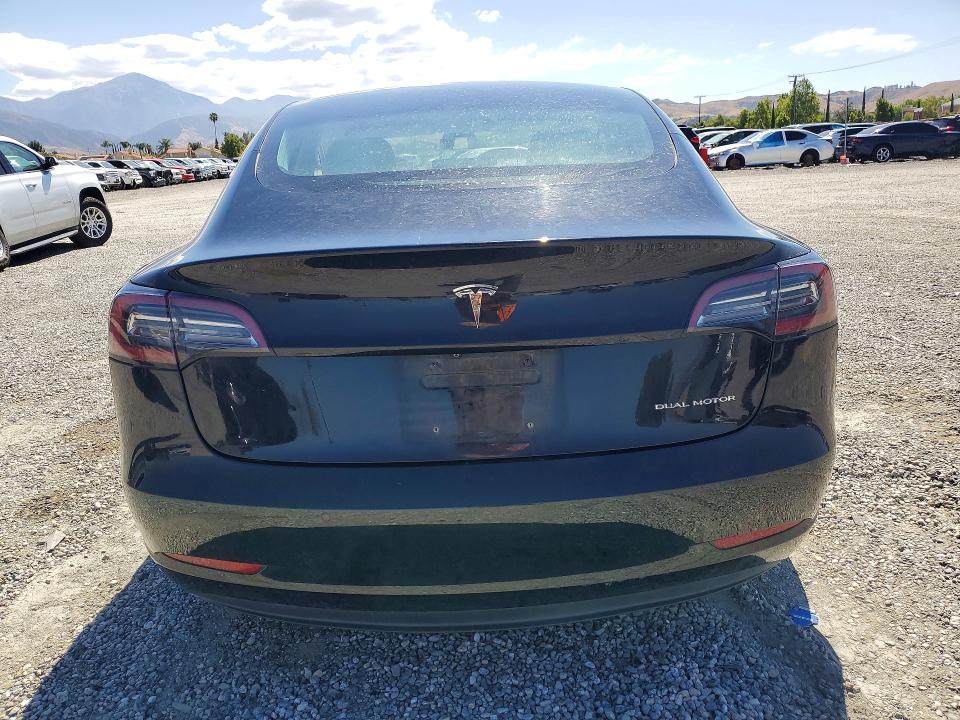 Продаж на аукціоні авто 2018 Tesla Model 3, vin: 5YJ3E1EB4JF085801, номер лоту: 52435426