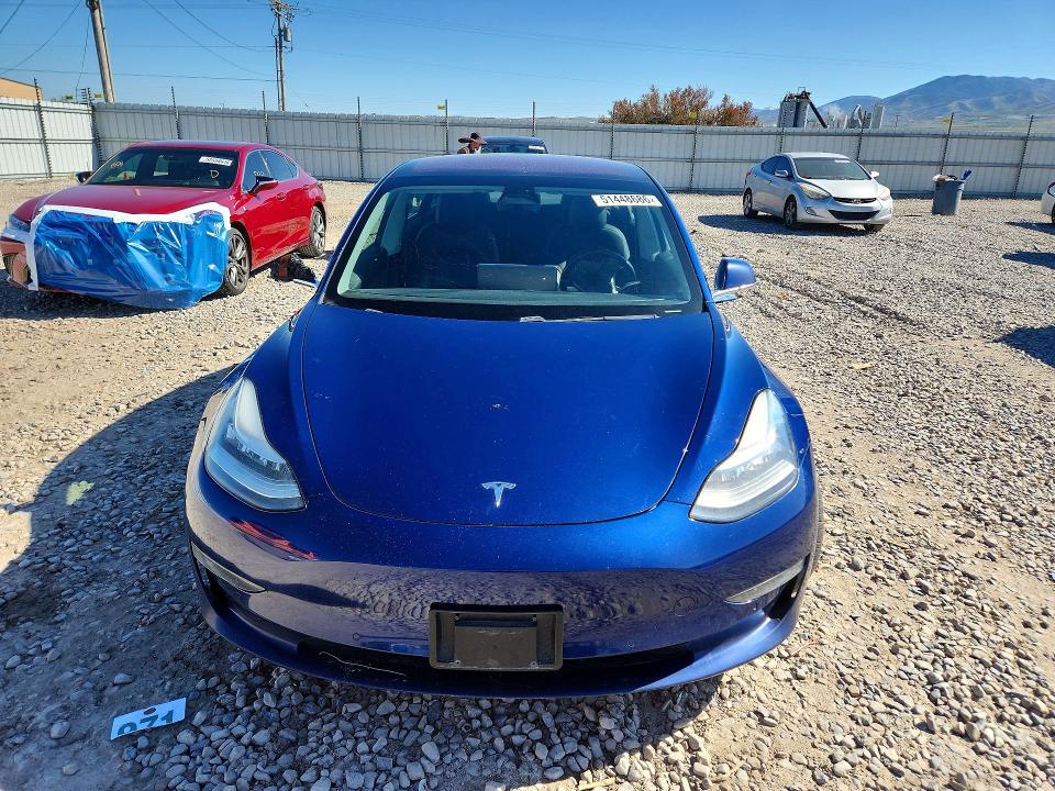 2019 Tesla Model 3 მანქანა იყიდება აუქციონზე, vin: 5YJ3E1EB2KF199510, აუქციონის ნომერი: 51448686