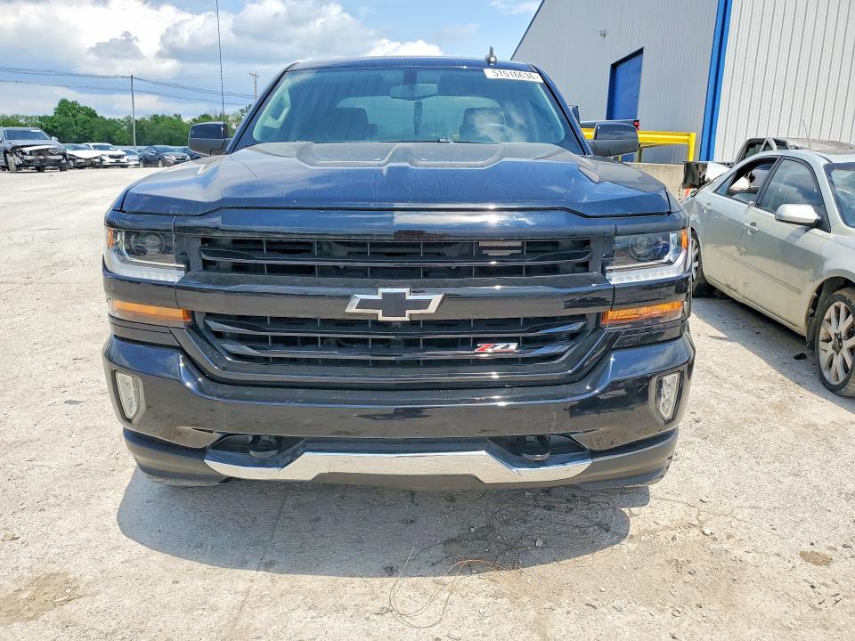 Продаж на аукціоні авто 2018 Chevrolet Silverado, vin: 3GCUKREC0JG366685, номер лоту: 51516636