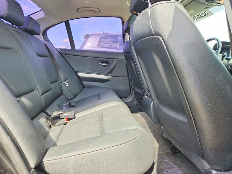 52958516 :رقم المزاد ، WBAPG7C55BA699923 vin ، 2011 Bmw 323 مزاد بيع