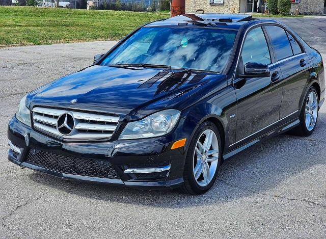 Продажа на аукционе авто 2012 Mercedes-benz C, vin: WDDGF4HB2CR194515, номер лота: 54468996