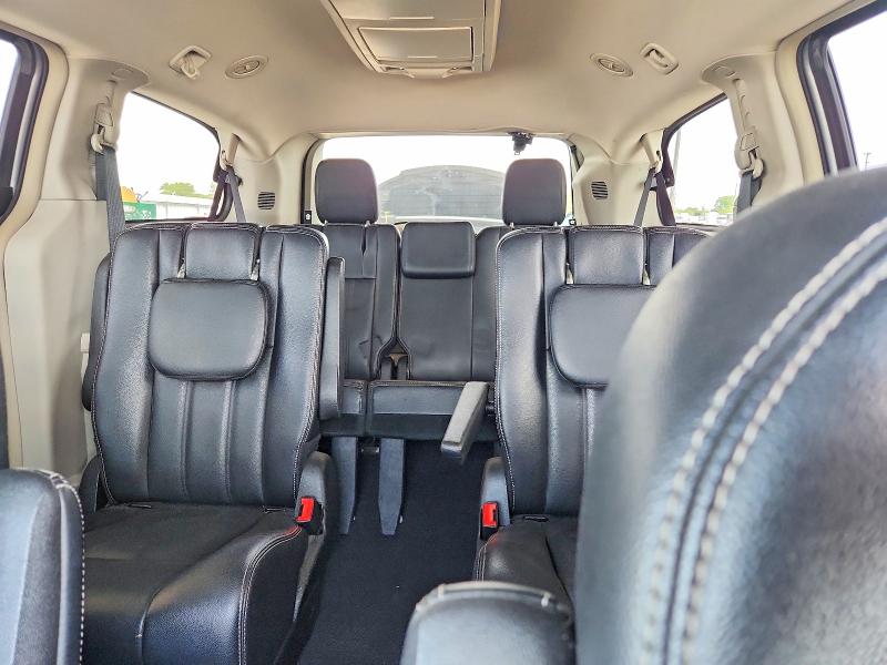 53724676 :رقم المزاد ، 2C4RC1BG8ER270220 vin ، 2014 Chrysler Town & Country مزاد بيع