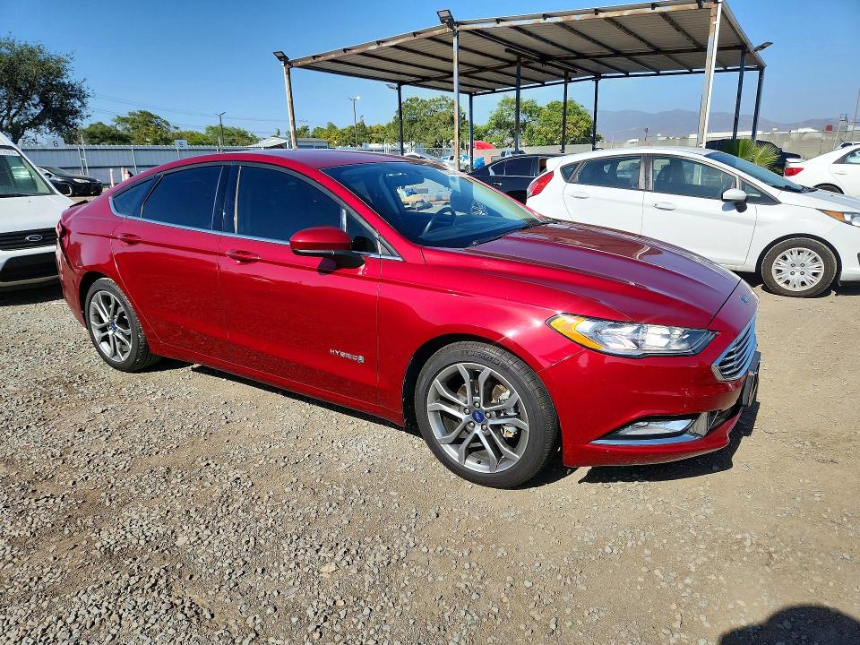 Продаж на аукціоні авто 2017 Ford Fusion, vin: 3FA6P0LU4HR157990, номер лоту: 53804916