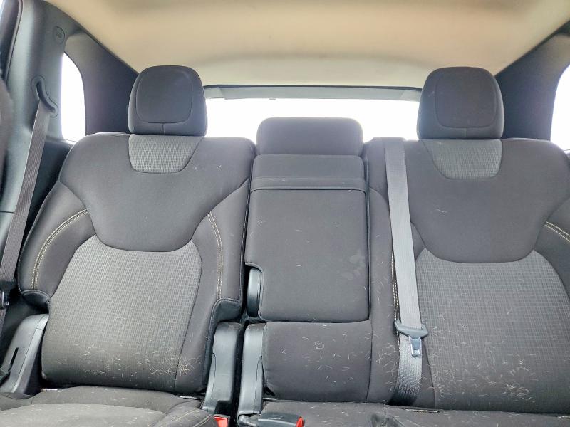 53971206 :رقم المزاد ، 1C4PJLCB0FW683706 vin ، 2015 Jeep Cherokee مزاد بيع