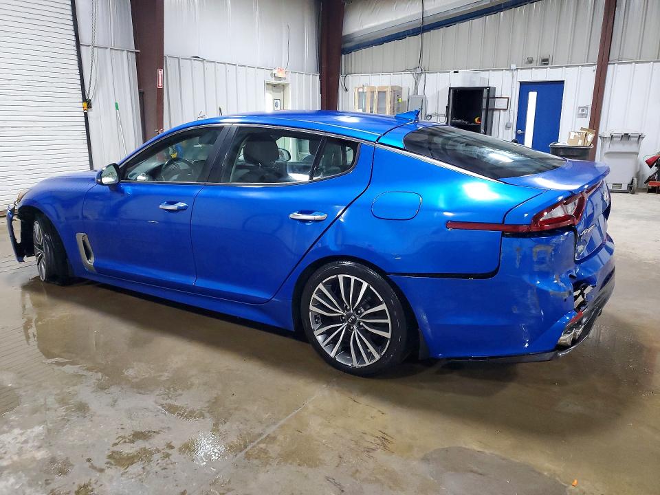 2019 Kia Stinger მანქანა იყიდება აუქციონზე, vin: KNAE15LA0K6058093, აუქციონის ნომერი: 52764536