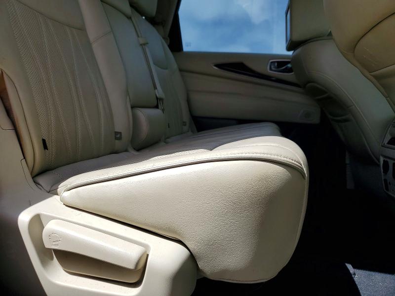 52402726 :رقم المزاد ، 5N1DL0MN8HC518975 vin ، 2017 Infiniti Qx60 مزاد بيع