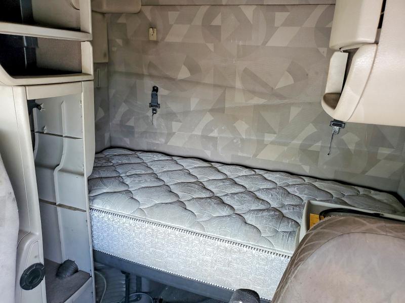 Продаж на аукціоні авто 2011 Volvo Vnl, vin: 4V4NC9EJ1BN533259, номер лоту: 55026166