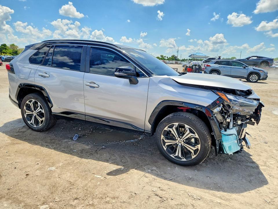 Продажа на аукционе авто 2025 Toyota Rav4, vin: JTMFB3FV0SD282578, номер лота: 53552756