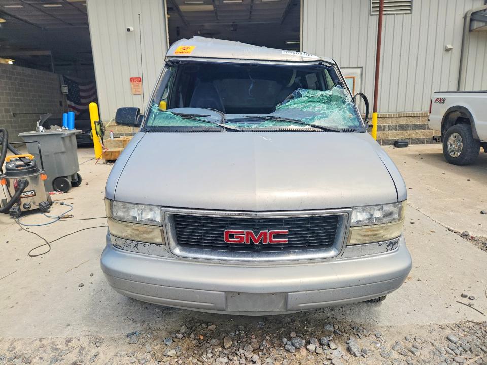 2000 Gmc Safari მანქანა იყიდება აუქციონზე, vin: 1GKDM19W9YB514680, აუქციონის ნომერი: 53539796