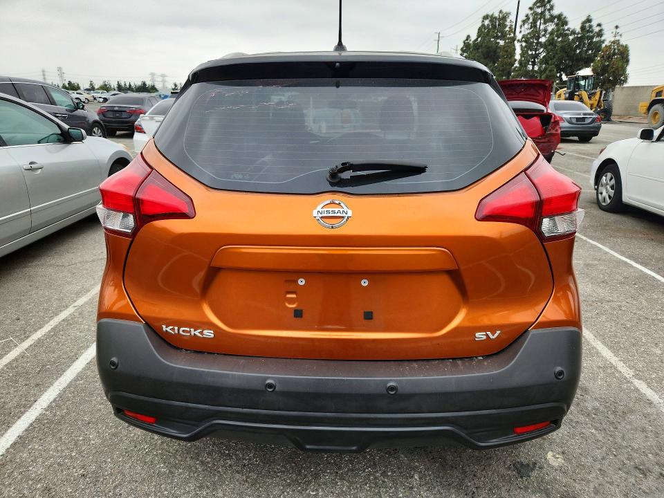 53425426 :رقم المزاد ، 3N1CP5CV2LL491789 vin ، 2020 Nissan Kicks مزاد بيع