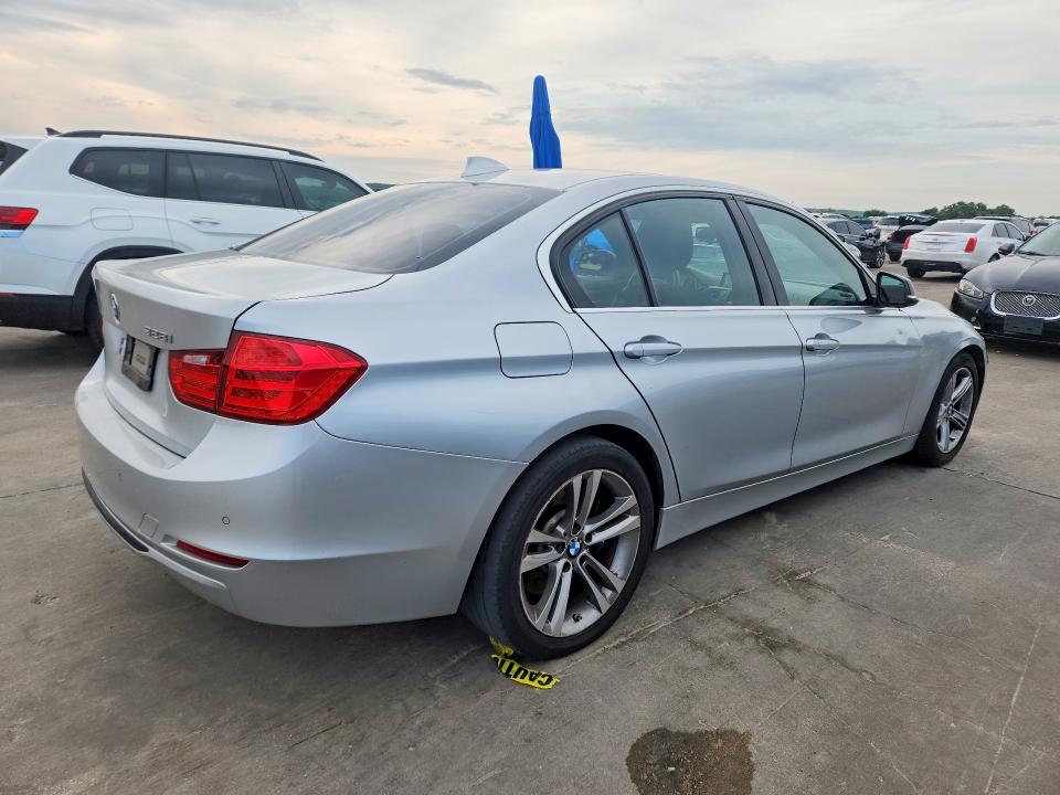 2015 Bmw 328 მანქანა იყიდება აუქციონზე, vin: WBA3A5C54FP604260, აუქციონის ნომერი: 53252636