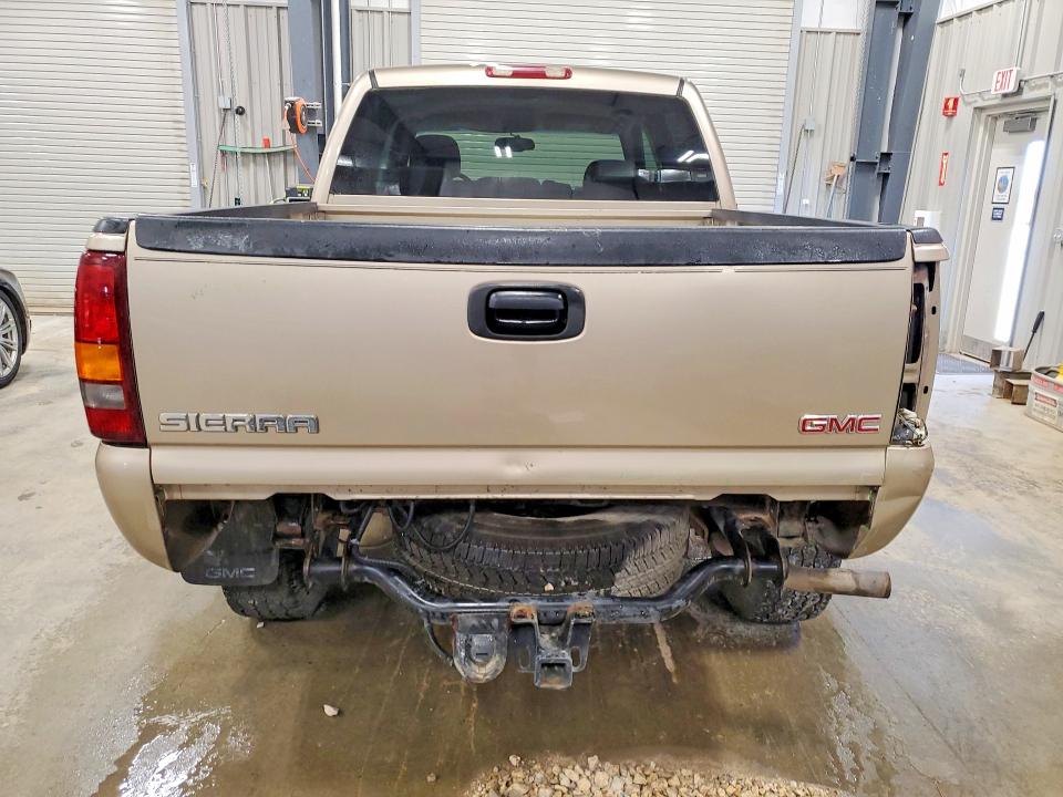 52918536 :رقم المزاد ، 2GTEK13T741326710 vin ، 2004 Gmc New Sierra مزاد بيع