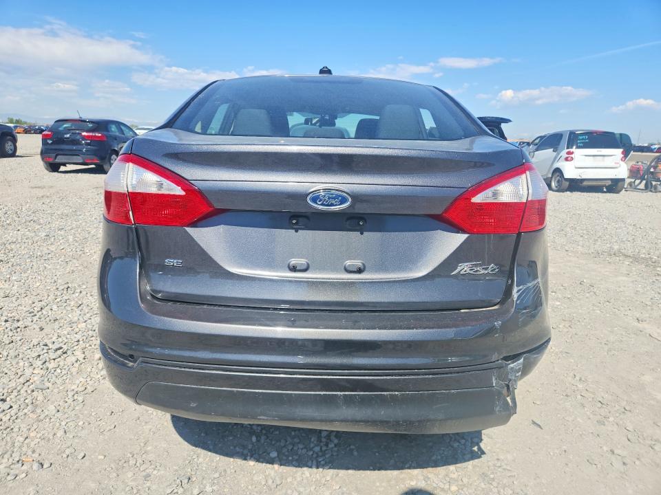 53379366 :رقم المزاد ، 3FADP4BJ2FM216860 vin ، 2015 Ford Fiesta مزاد بيع