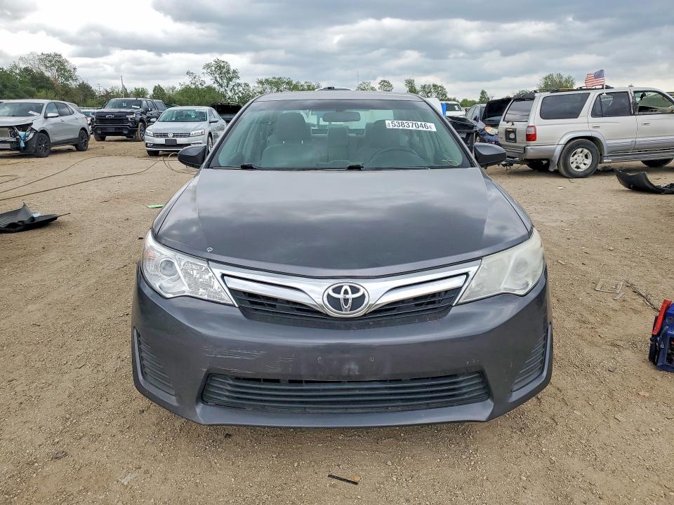 53837046 :رقم المزاد ، 4T1BF1FK3DU212259 vin ، 2013 Toyota Camry مزاد بيع