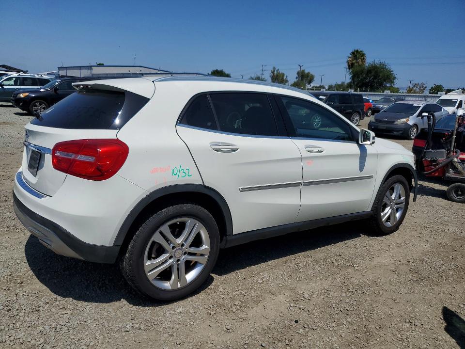 Aukcja sprzedaży 2015 Mercedes-benz Gla, vin: WDCTG4EB8FJ142328, numer aukcji: 53670956