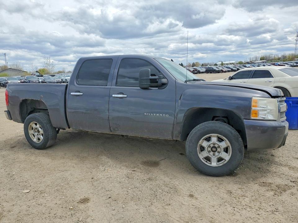2011 Chevrolet Silverado მანქანა იყიდება აუქციონზე, vin: 3GCPKSE38BG300617, აუქციონის ნომერი: 52188336