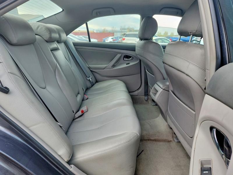 50991446 :رقم المزاد ، 4T1BF3EK4BU207145 vin ، 2011 Toyota Camry مزاد بيع