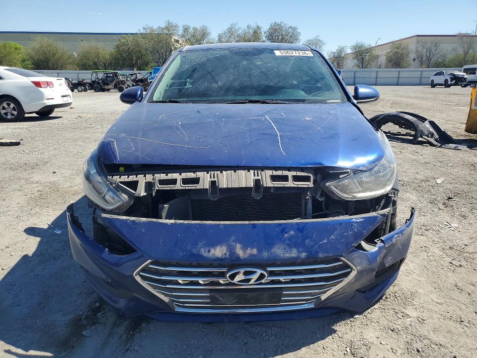 2021 Hyundai Accent მანქანა იყიდება აუქციონზე, vin: 3KPC24A68ME147553, აუქციონის ნომერი: 53027236