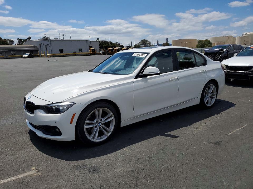 Продажа на аукционе авто 2016 Bmw 320, vin: WBA8E1G56GNU12297, номер лота: 52364316