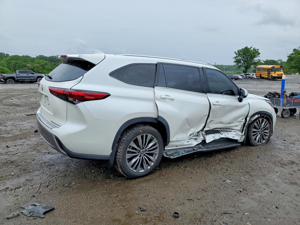 54623916 :رقم المزاد ، 5TDFZRBH7LS031030 vin ، 2020 Toyota Highlander مزاد بيع