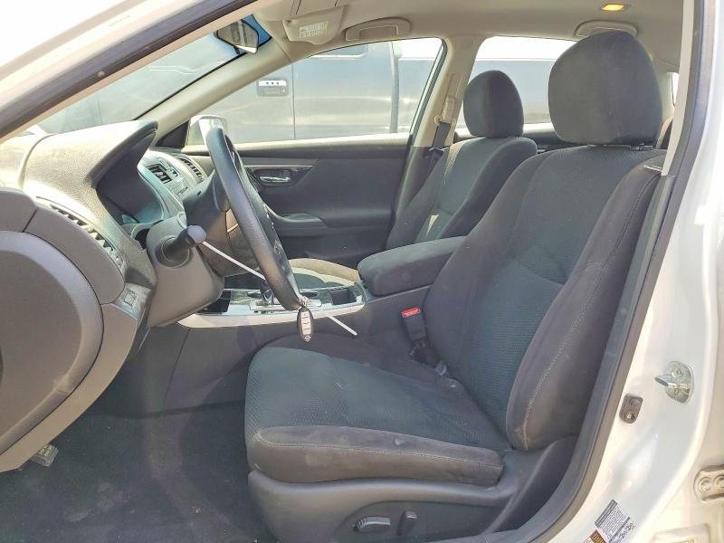 2014 Nissan Altima მანქანა იყიდება აუქციონზე, vin: 1N4AL3AP6EC273951, აუქციონის ნომერი: 53757046