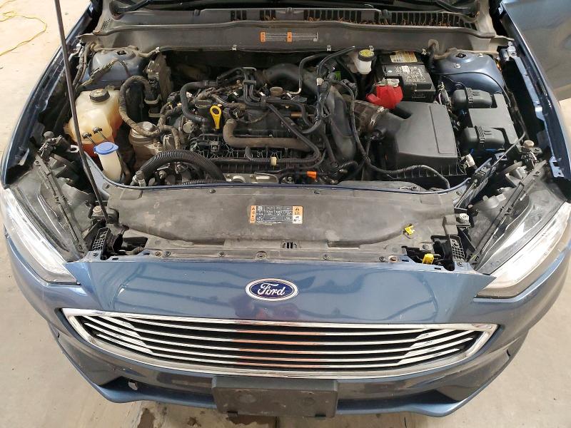 52487166 :رقم المزاد ، 3FA6P0HD6KR103803 vin ، 2019 Ford Fusion مزاد بيع