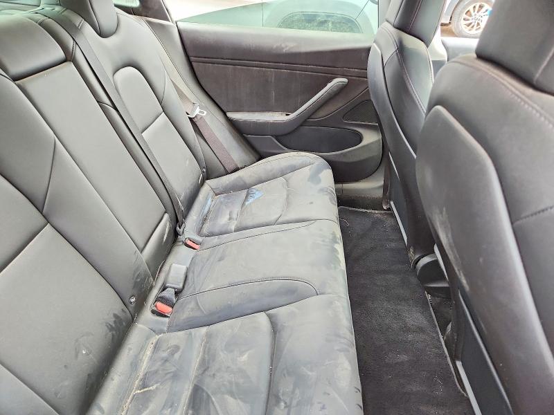 Продажа на аукционе авто 2018 Tesla Mdl 3 4d, vin: 5YJ3E1EB7JF127412, номер лота: 54052746