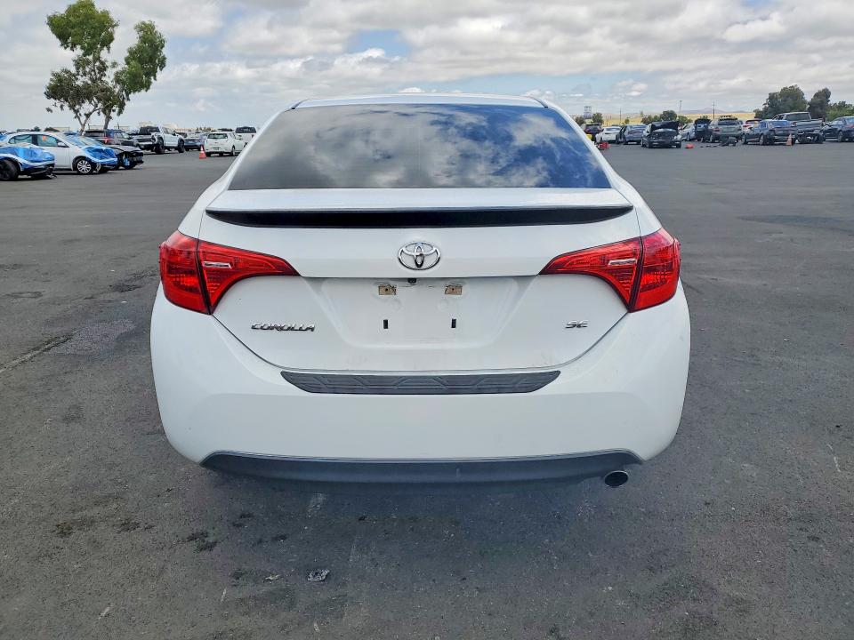 Aukcja sprzedaży 2018 Toyota Corolla, vin: 5YFBURHE4JP744452, numer aukcji: 55394246