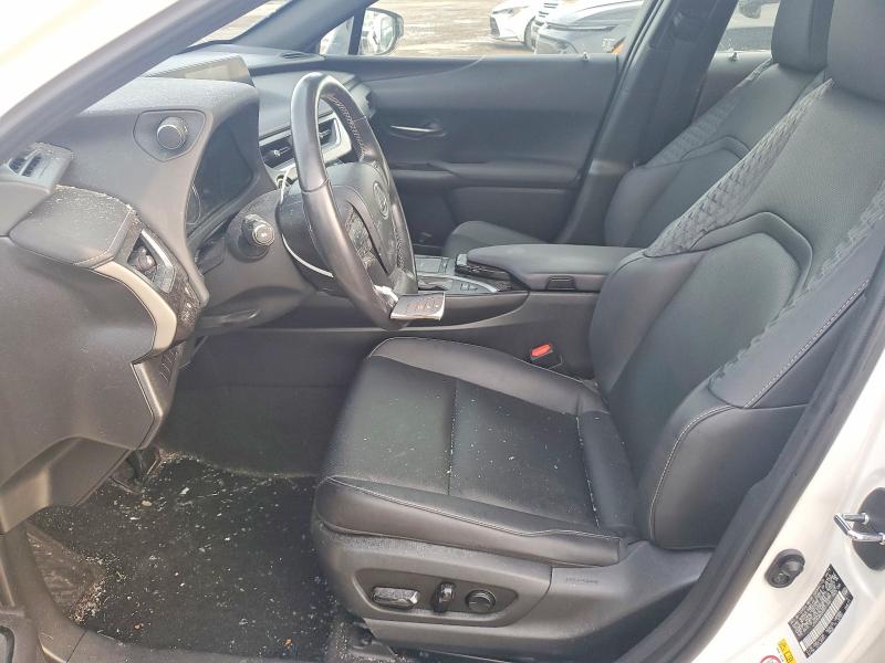 52246946 :رقم المزاد ، JTHU9JBH0K2011165 vin ، 2019 Lexus Ux مزاد بيع