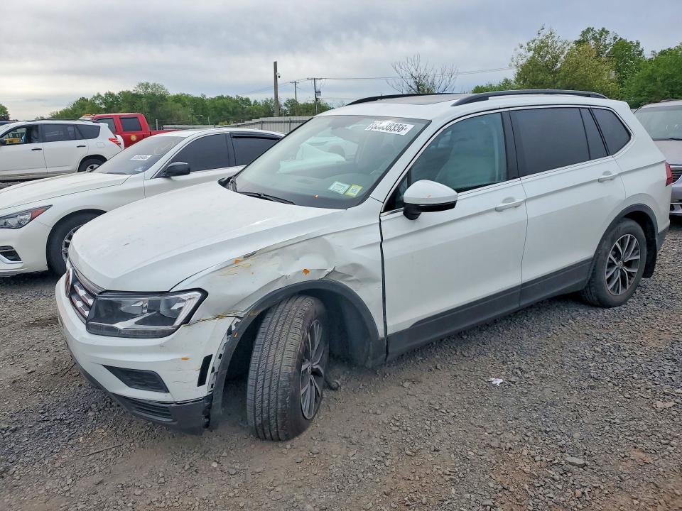 Продажа на аукционе авто 2019 Volkswagen Tiguan, vin: 3VV2B7AXXKM063762, номер лота: 53038356