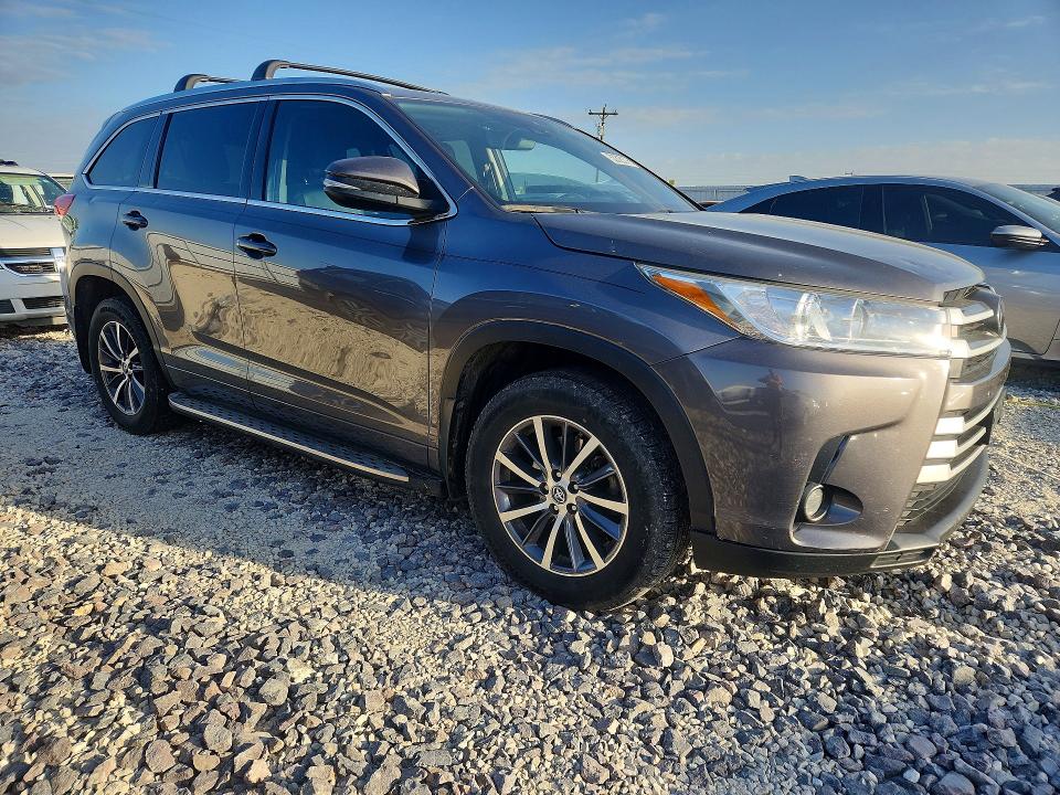 Aukcja sprzedaży 2017 Toyota Highlander, vin: 5TDKZRFH4HS218631, numer aukcji: 53325376