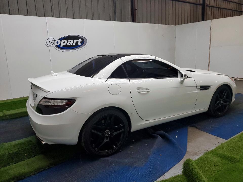 Продажа на аукционе авто 2015 Mercedes-benz Slk, vin: WDDPK4HA1FF099369, номер лота: 53449346
