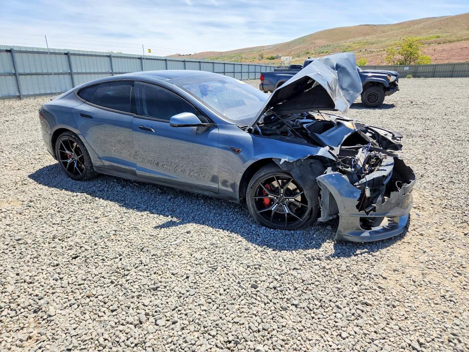 2013 Tesla Model S მანქანა იყიდება აუქციონზე, vin: 5YJSA1CP6DFP06921, აუქციონის ნომერი: 54525686