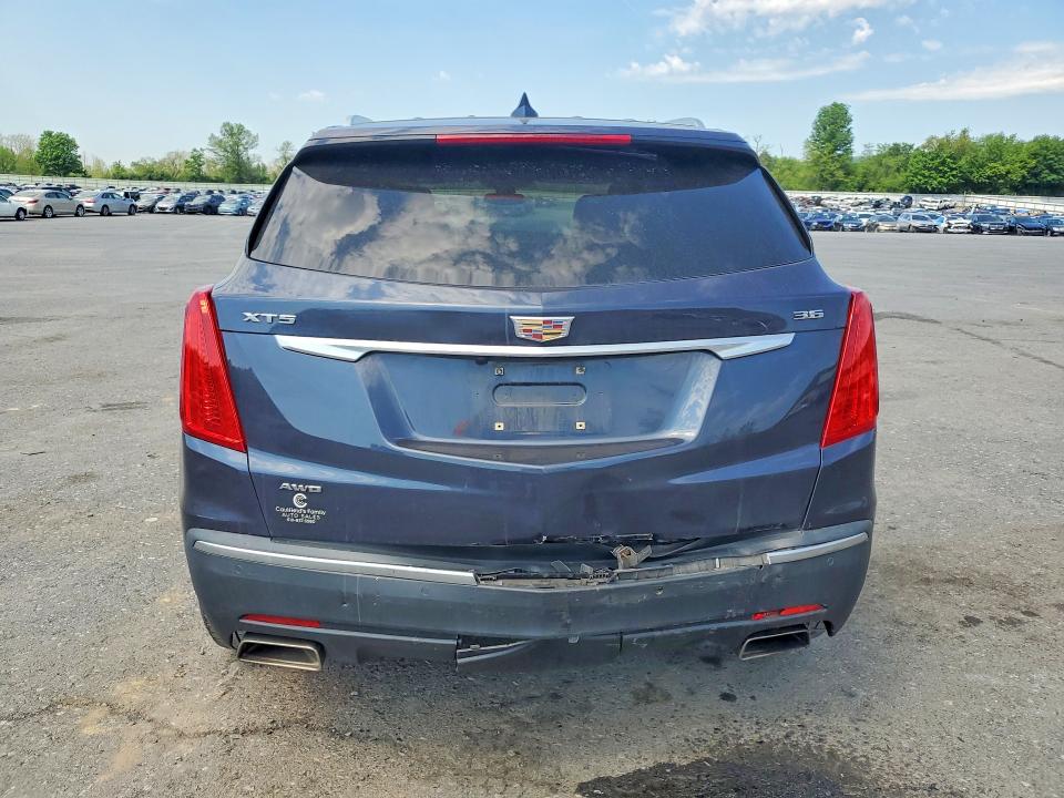 Продажа на аукционе авто 2018 Cadillac Xt5, vin: 1GYKNDRS8JZ126944, номер лота: 54192746