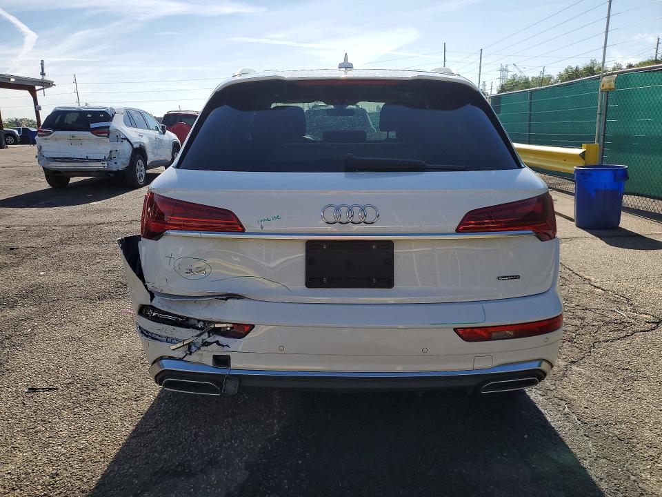 54149016 :رقم المزاد ، WA1E2AFY2M2046243 vin ، 2021 Audi Q5 E مزاد بيع